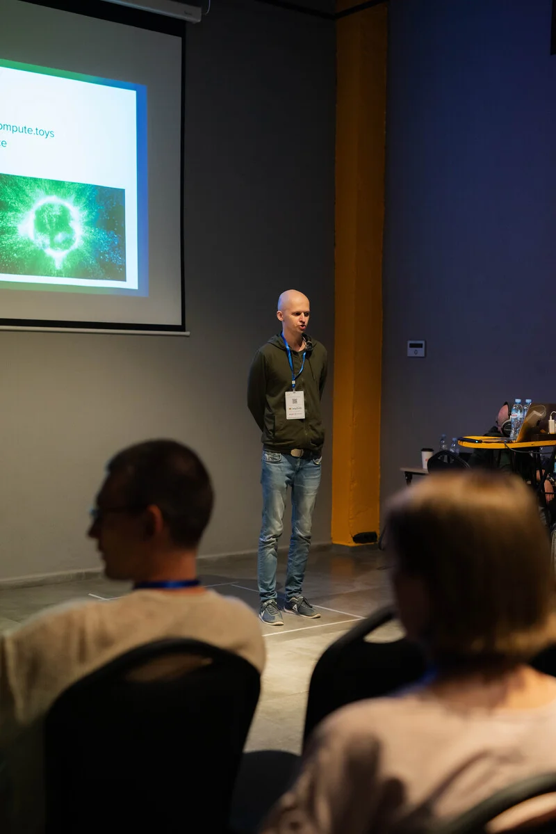 Photo from Tbilisi JS Conf #382