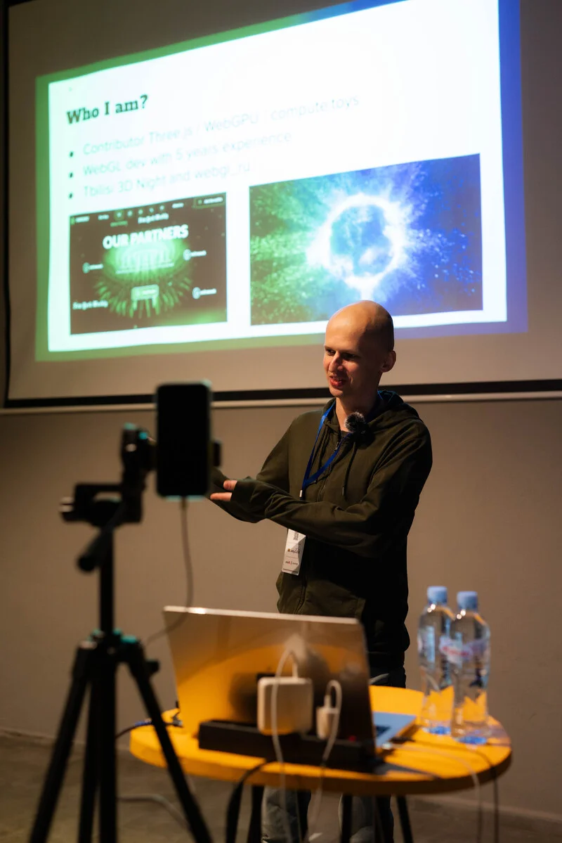 Photo from Tbilisi JS Conf #385