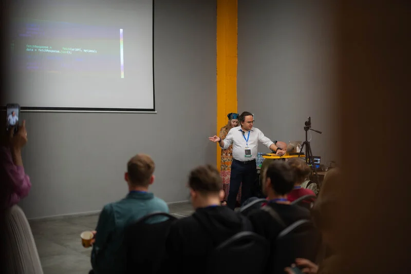 Photo from Tbilisi JS Conf #434