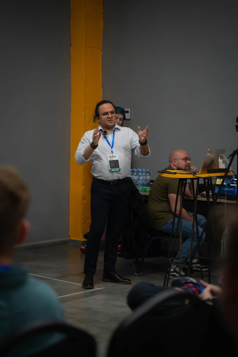 Photo from Tbilisi JS Conf #446