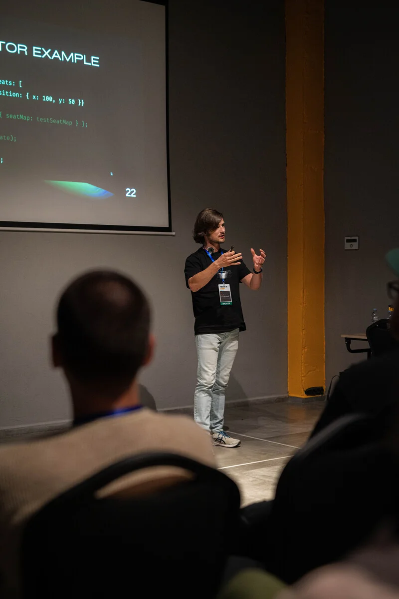 Photo from Tbilisi JS Conf #487