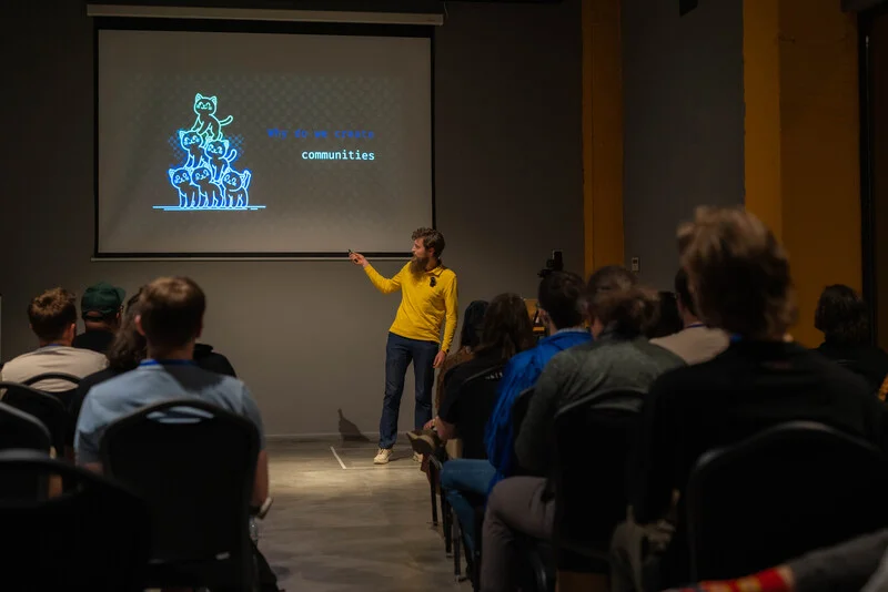 Photo from Tbilisi JS Conf #508