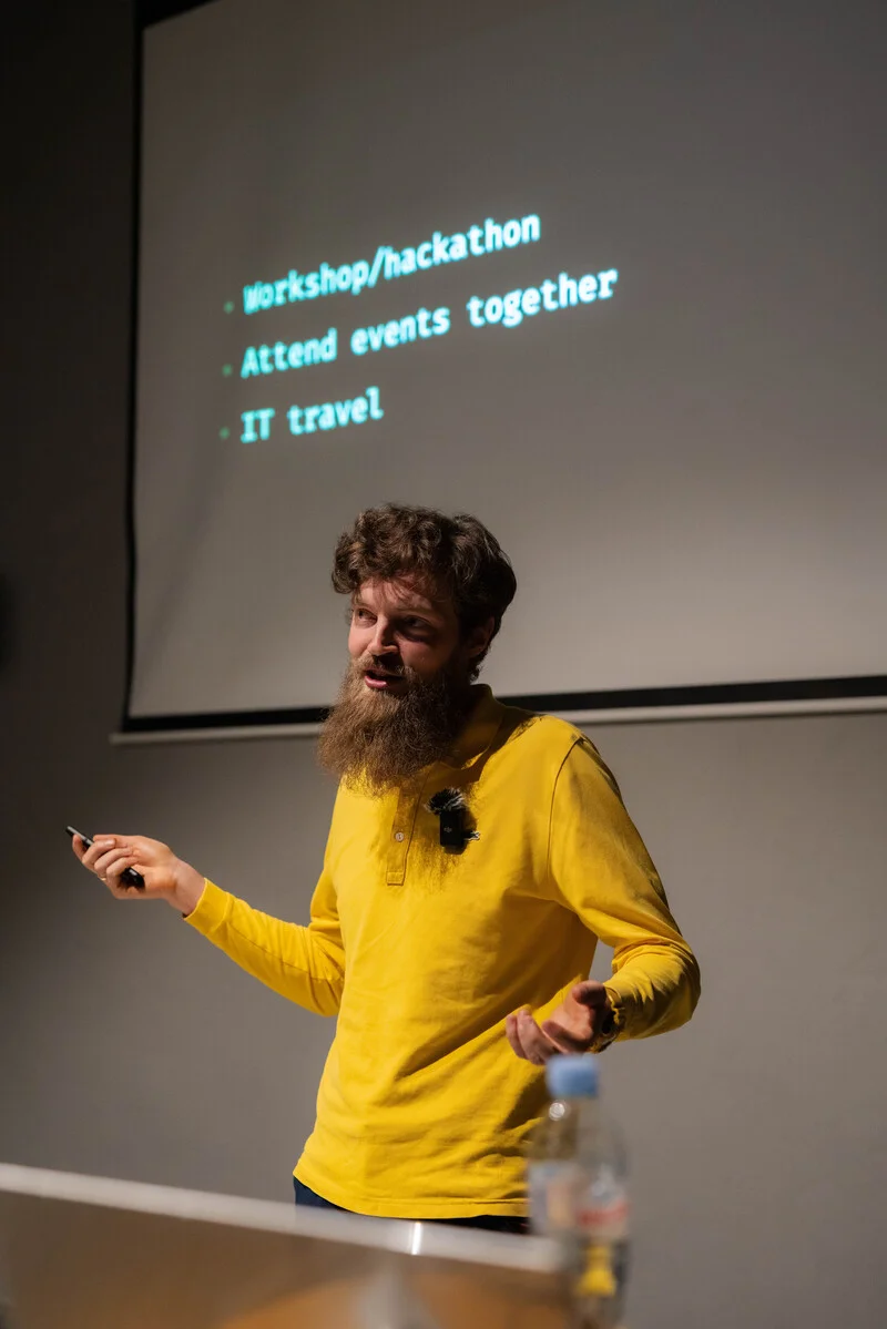 Photo from Tbilisi JS Conf #514
