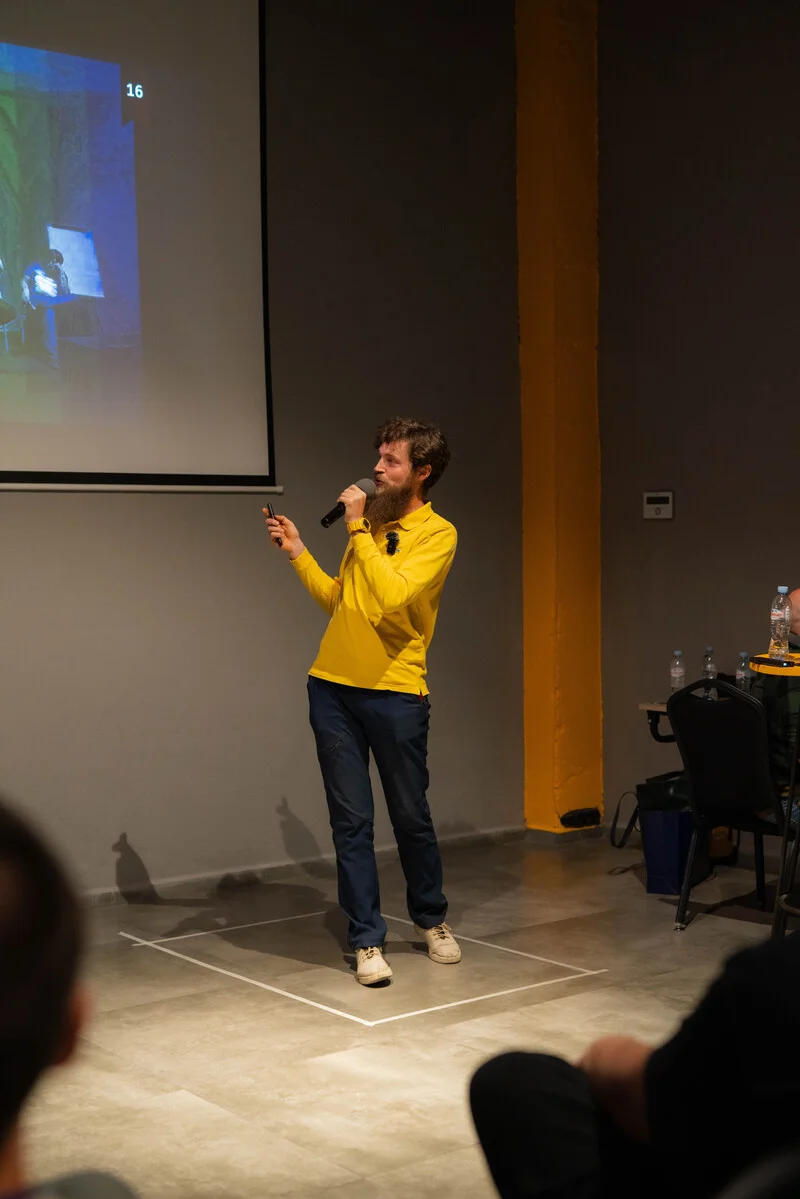 Photo from Tbilisi JS Conf #520