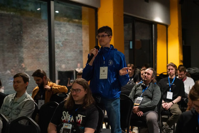 Photo from Tbilisi JS Conf #543