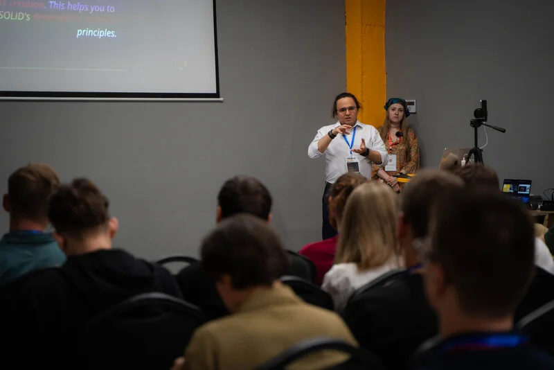 Photo from Tbilisi JS Conf #553