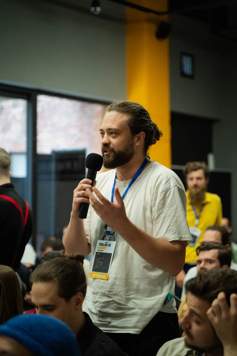Photo from Tbilisi JS Conf #569
