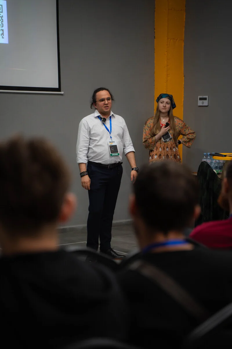 Photo from Tbilisi JS Conf #574
