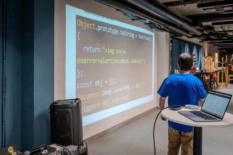 Photo from YerevanJS Meetup #1 #57